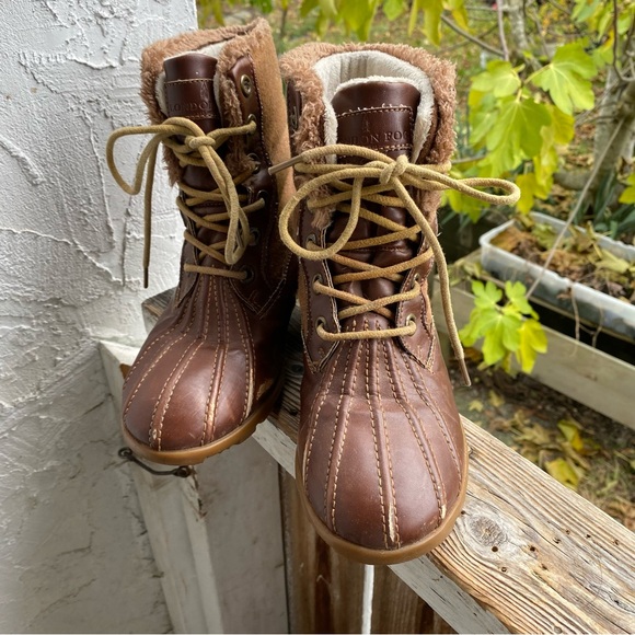 Brown London Fog Ankle Boots - Picture 2 of 10